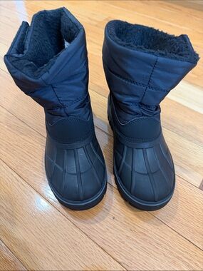Lands' End Kids Black Insulated Snow Boots